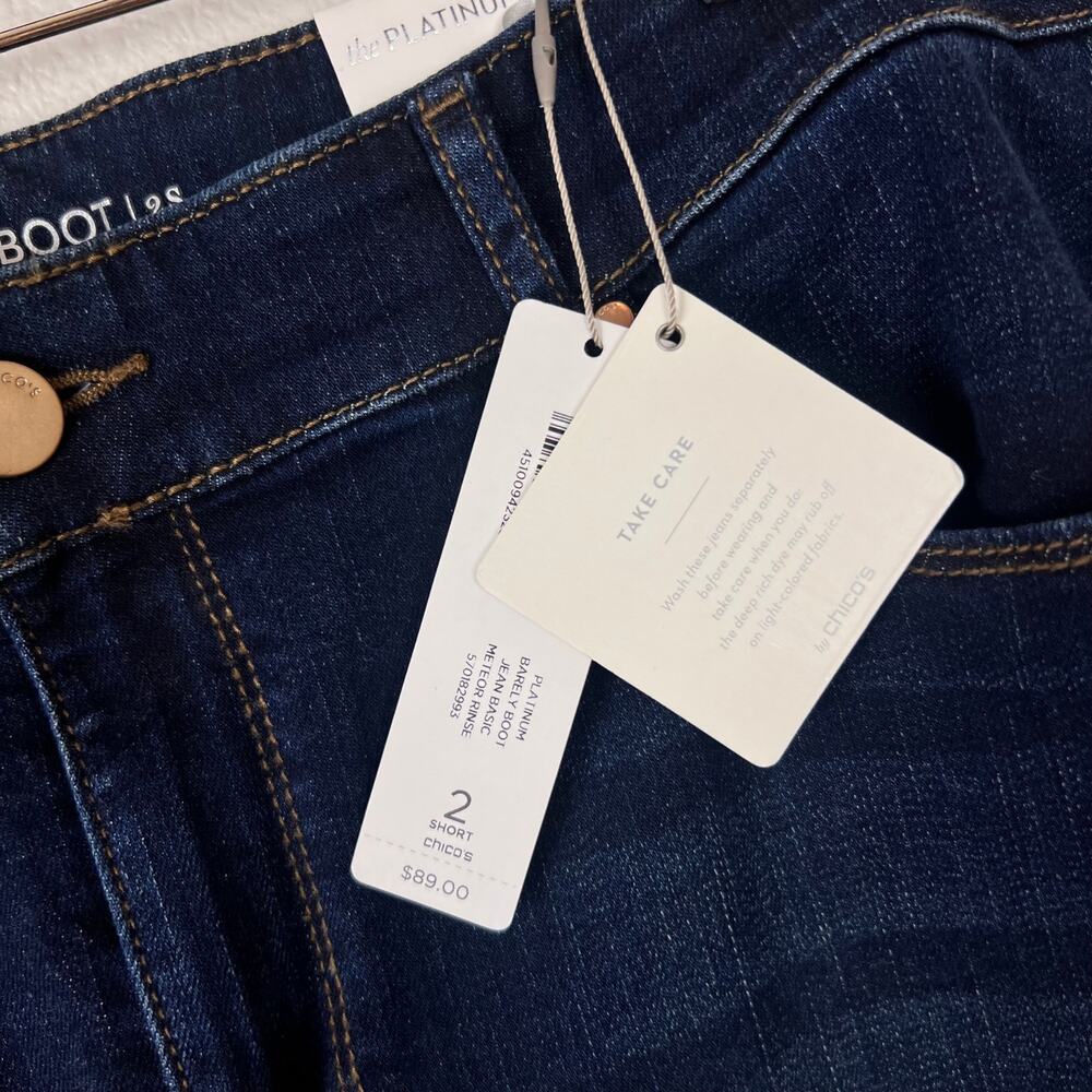 Chico’s The Platinum Barely Boot Jeans Dark Wash Mid Rise Stretch Size 12 Short - Picture 3 of 6